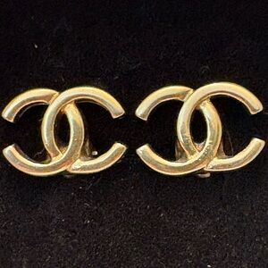 Original Chanel CC logo clip on gold plated Earrings